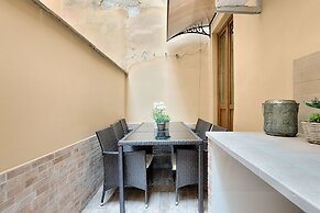 Santa Croce Cathedral by Mmega