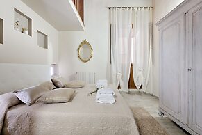 Santa Croce Cathedral by Mmega