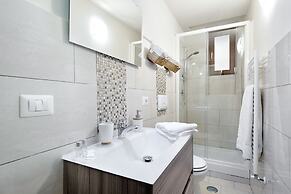 Santa Croce Cathedral by Mmega