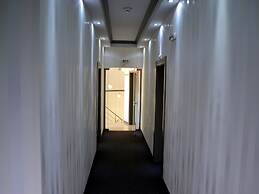 Elate Plaza Business Hotel