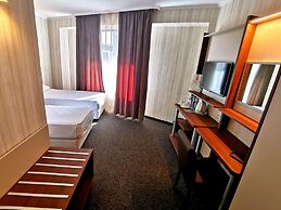 Elate Plaza Business Hotel