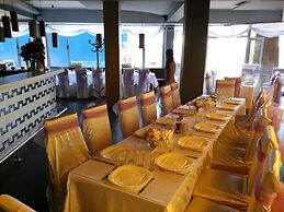 Elate Plaza Business Hotel