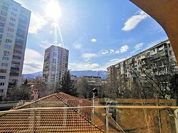 Elate Plaza Business Hotel