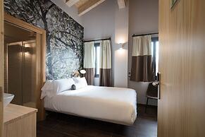 Hotel Sagarlore
