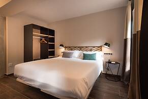 Hotel Sagarlore