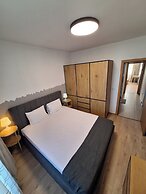 Apartments Mladost 1A-554