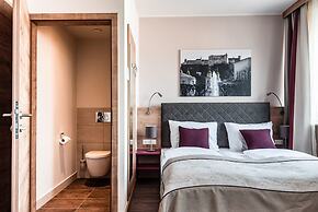 Hotel Max 70