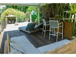 Le Domaine Du Rocher Noir