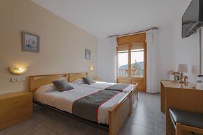 Hostal Montserrat