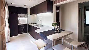 Weekend Glamping Resort