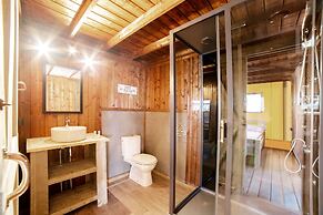 Weekend Glamping Resort