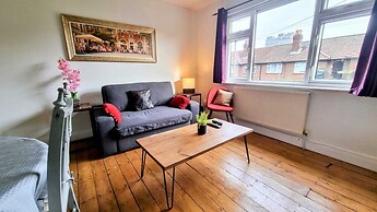 Stunning Central Richmond with garden