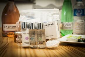 Stunning Central Richmond with garden