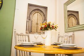 Stunning Central Richmond with garden