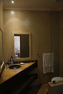 Sunset Lodge & Safaris