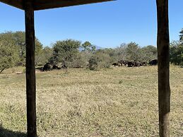 Sunset Lodge & Safaris