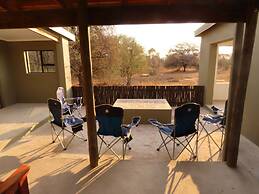 Sunset Lodge & Safaris