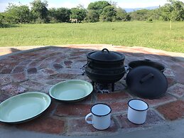 Sunset Lodge & Safaris