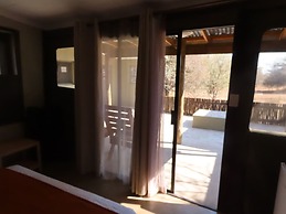 Sunset Lodge & Safaris