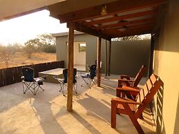 Sunset Lodge & Safaris