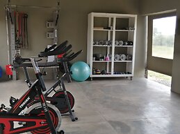 Sunset Lodge & Safaris