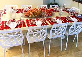 Unlimited Luxury Laureanne's Villa