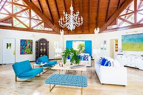 Unlimited Luxury Laureanne's Villa