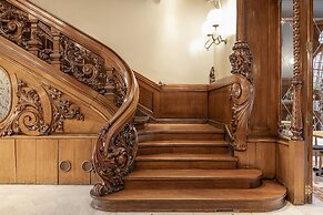 El Palauet Royal Suites