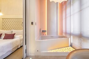 El Palauet Royal Suites