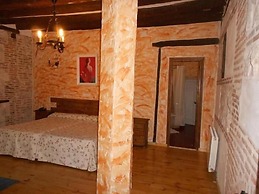Hostal La Mesnadita