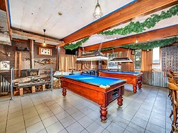 Snowy Valley - Hostel