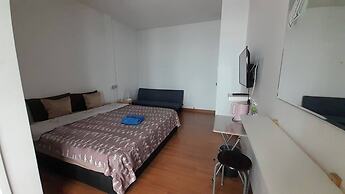 HOMEY-Don Mueang Airport Hostel