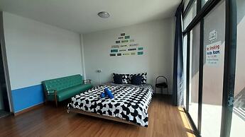 HOMEY-Don Mueang Airport Hostel