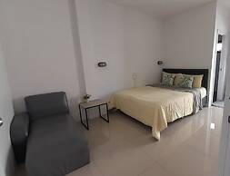 HOMEY-Don Mueang Airport Hostel