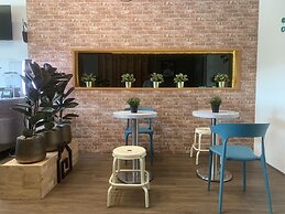 HOMEY-Don Mueang Airport Hostel