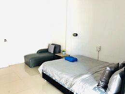 HOMEY-Don Mueang Airport Hostel