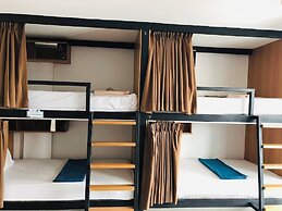 HOMEY-Don Mueang Airport Hostel