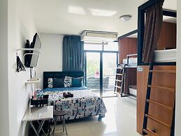 HOMEY-Don Mueang Airport Hostel