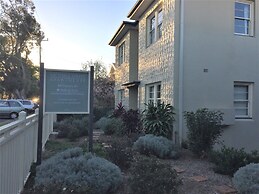 Victoria Street Apartments