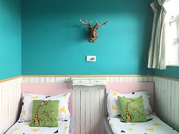 Mong Kok Guo Du Hostel