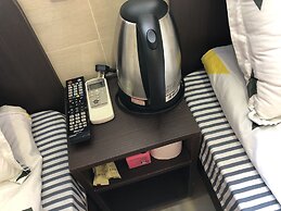 Mong Kok Guo Du Hostel