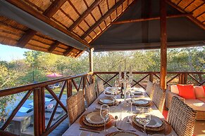 Imbube Safari Lodge