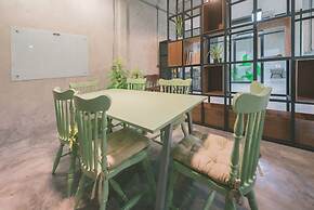 The Tree Sleep and Space