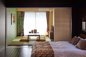 Forestay Shinsaibashi