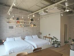 Upflo Hostel