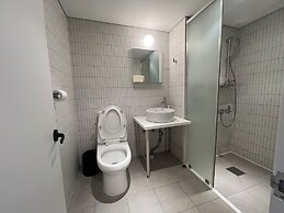 Upflo Hostel