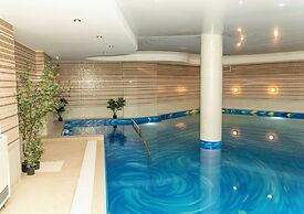 Cosmopolitan Hotel & Wellness