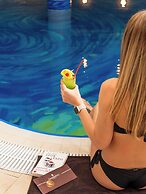 Cosmopolitan Hotel & Wellness