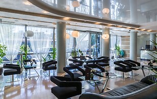 Cosmopolitan Hotel & Wellness
