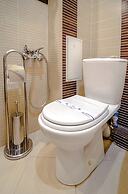 Rent Kiev Lva Tolshtoho Square